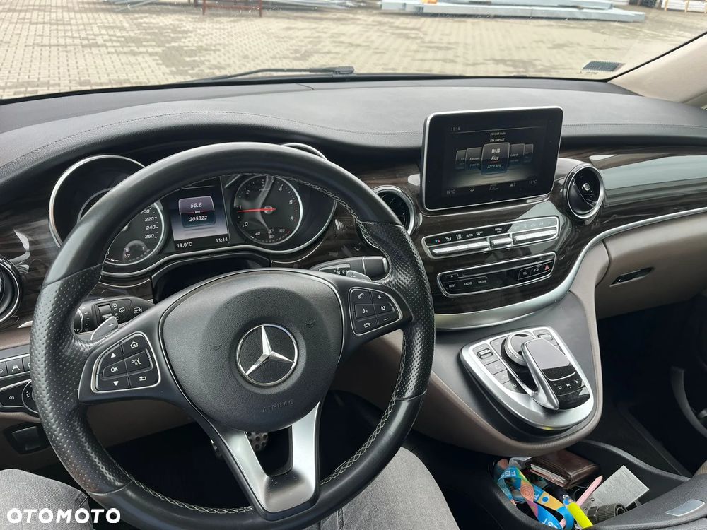 Mercedes-Benz Klasa V 300 d 4-Matic 9G-Tronic (d³ugi) - 13
