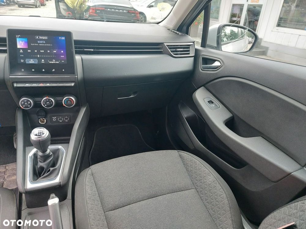 Renault Clio - 19