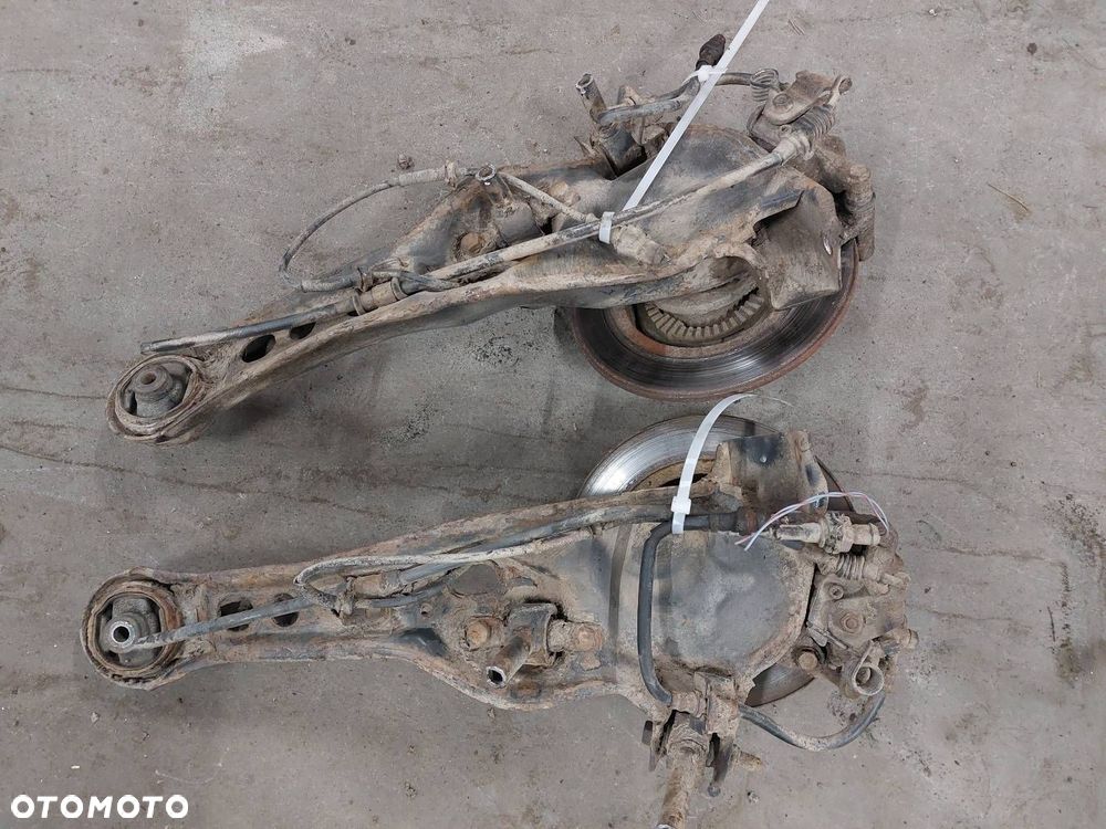 WAHACZ + PIASTA LEWY TYŁ + PRAWY TYŁ MITSUBISHI SPACE STAR I - 5