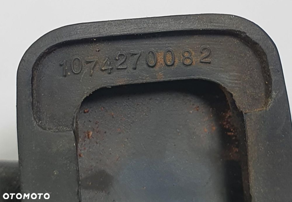 GUMA NAKŁADKA NA PEDAŁ HAMULCA MERCEDES W115 W114 1074270082 - 3