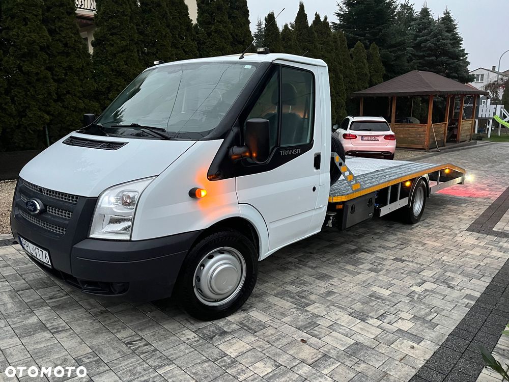 Ford Transit - 1