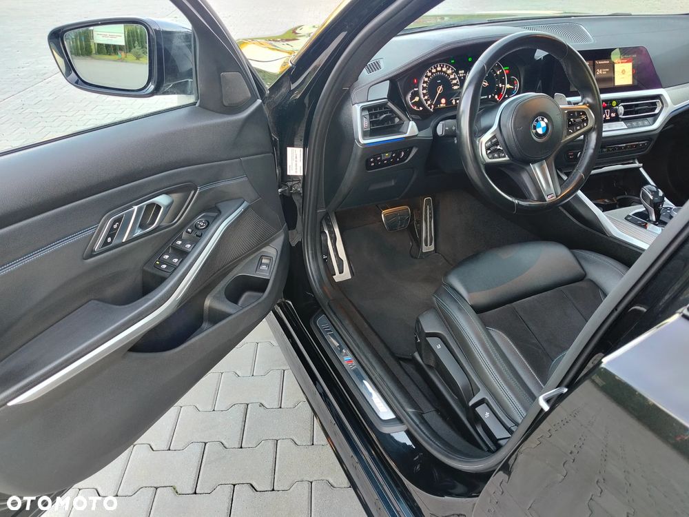 BMW Seria 3 320d M Sport Shadow - 9