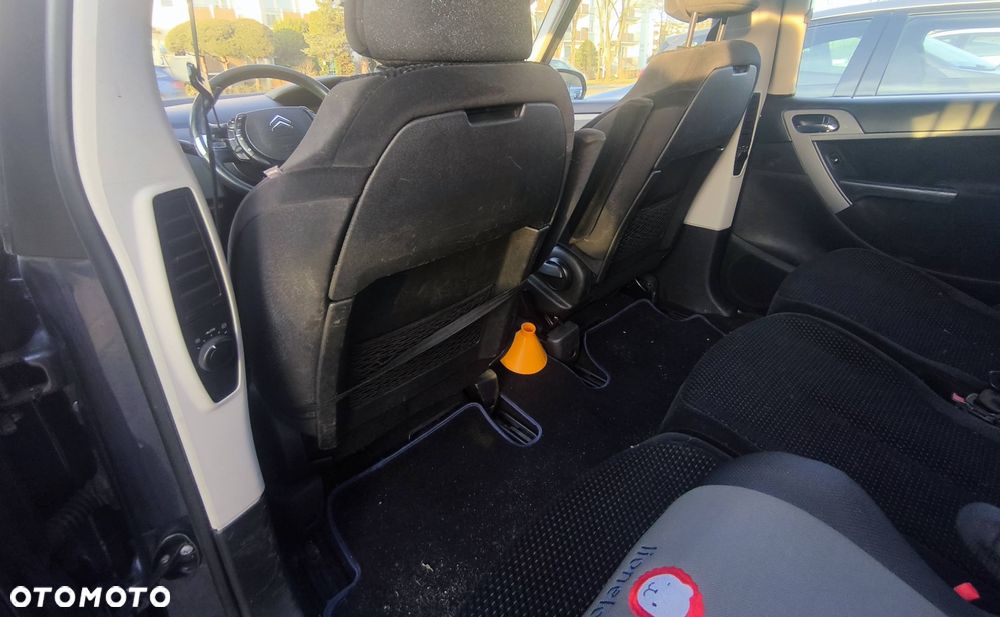 Citroën C4 Picasso 1.6 HDi Impress - 33