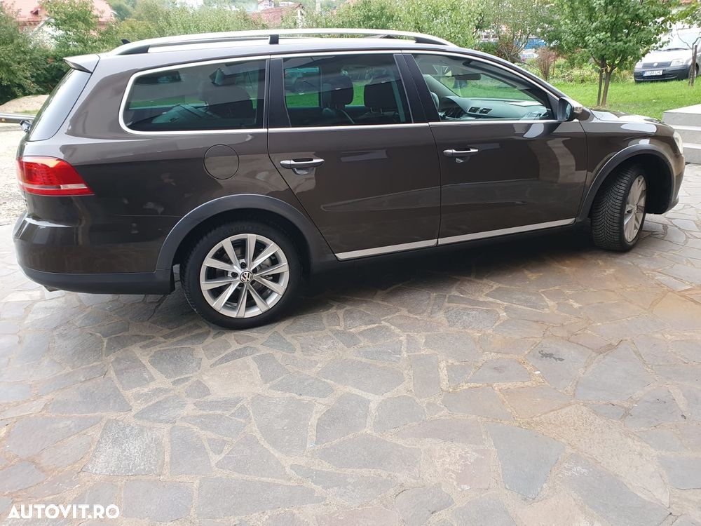 Volkswagen Passat Alltrack 2.0 TDI 4Motion DSG BlueMotion Tec - 11