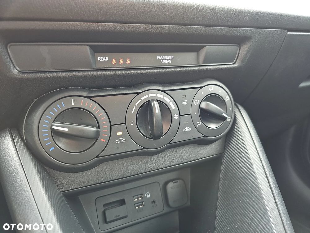 Mazda 2 1.5 Skygo - 14