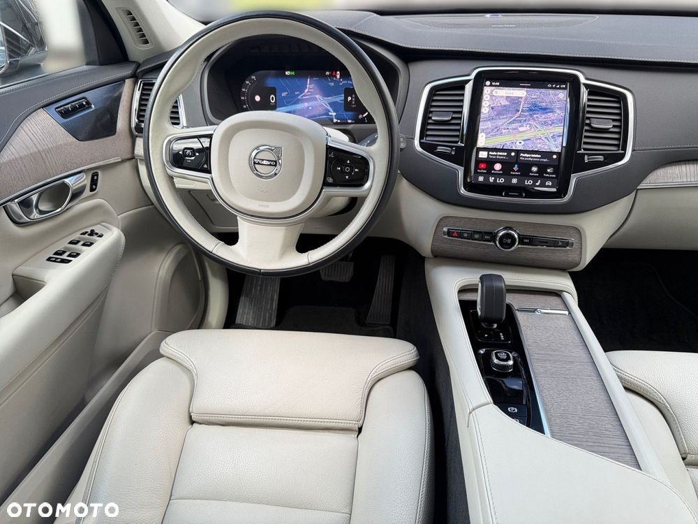 Volvo XC 90 - 17