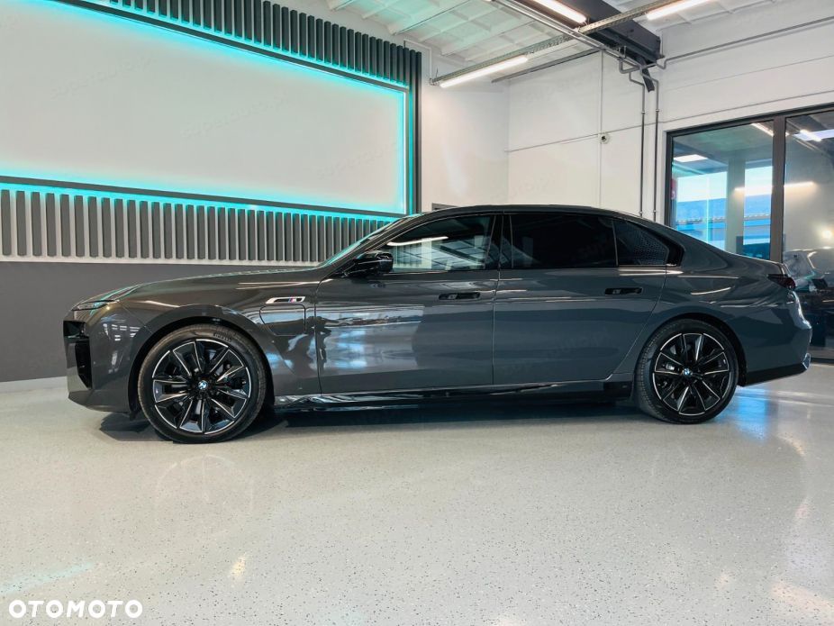BMW Seria 7 - 7