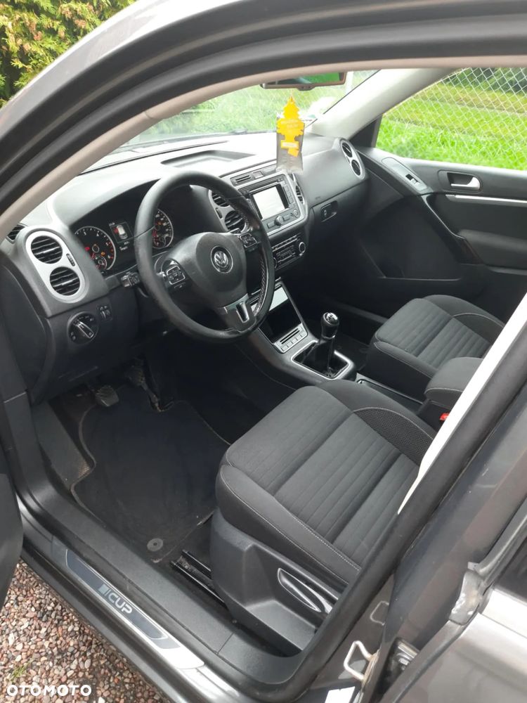 Volkswagen Tiguan 2.0 TDI DPF BlueMotion Technology Cup Sport & Style - 13