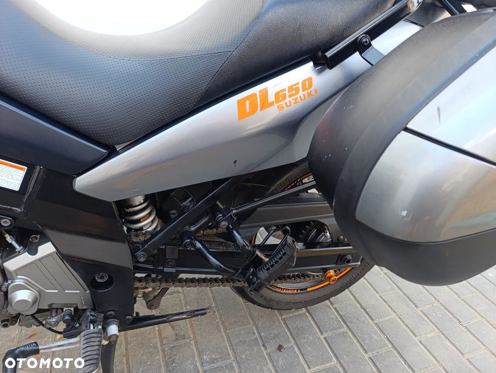 Suzuki V-STROM - 18