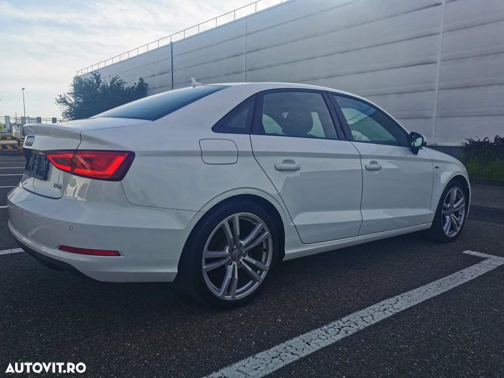 Audi A3 ack 1.4 TFSI COD ultra S tronic Design - 1