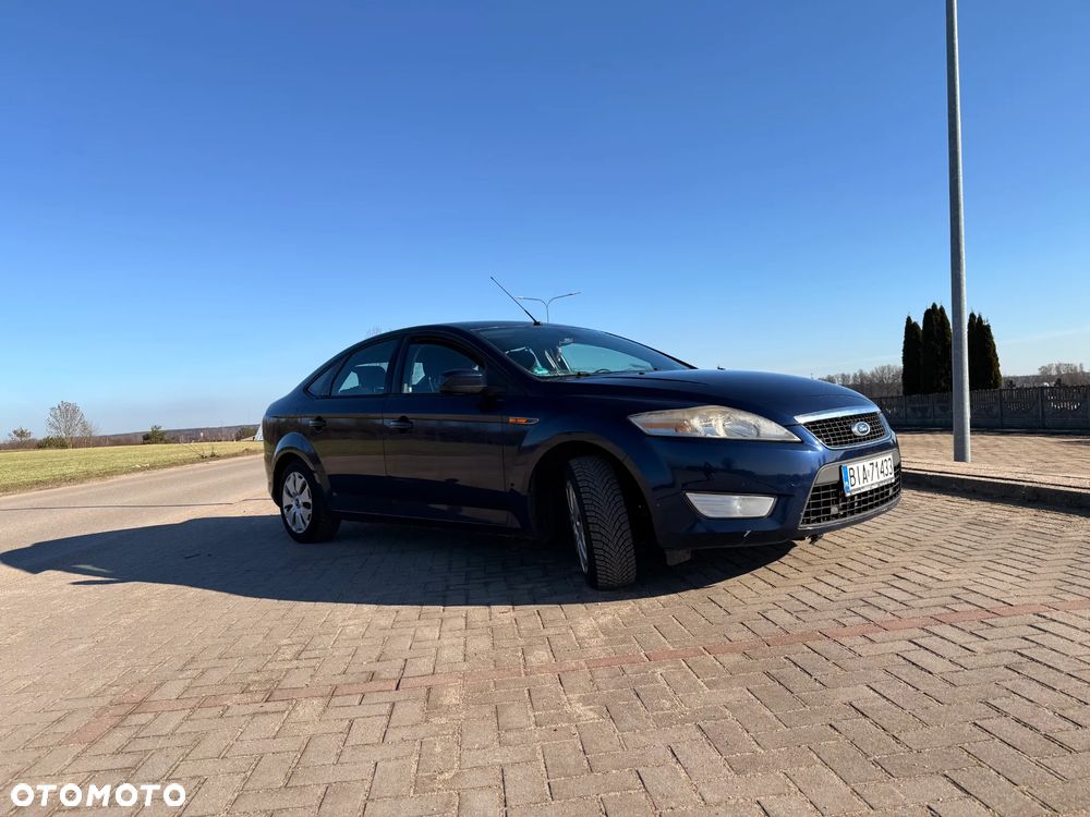 Ford Mondeo 1.6 Ambiente - 16