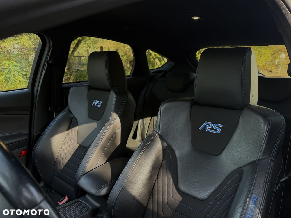 Ford Focus 2.3 EcoBoost RS - 12