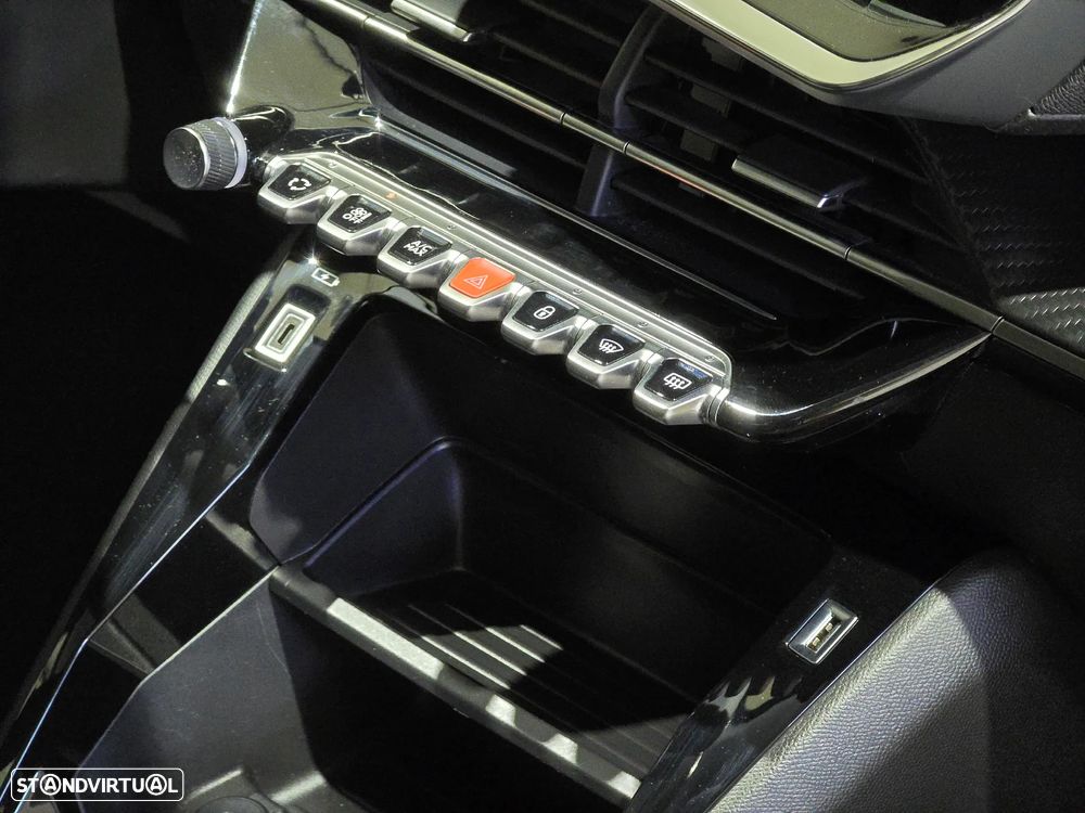 Peugeot e-208 50 kWh SE Style - 51