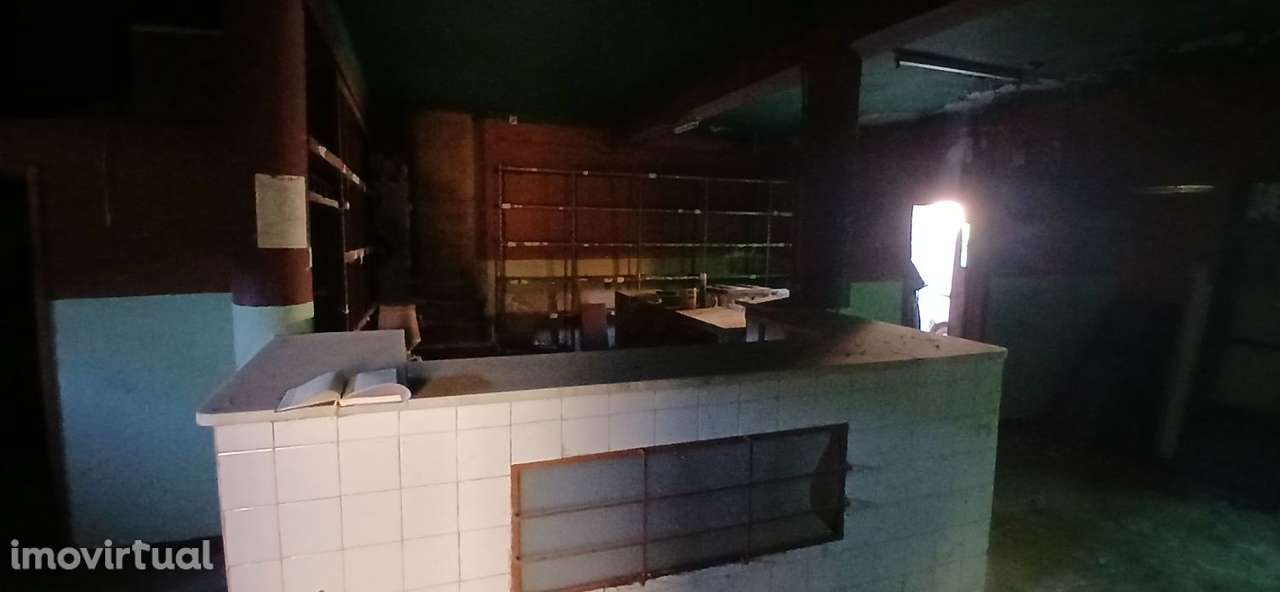 Quinta para restaurar na freguesia de Chãos - Grande imagem: 5/60