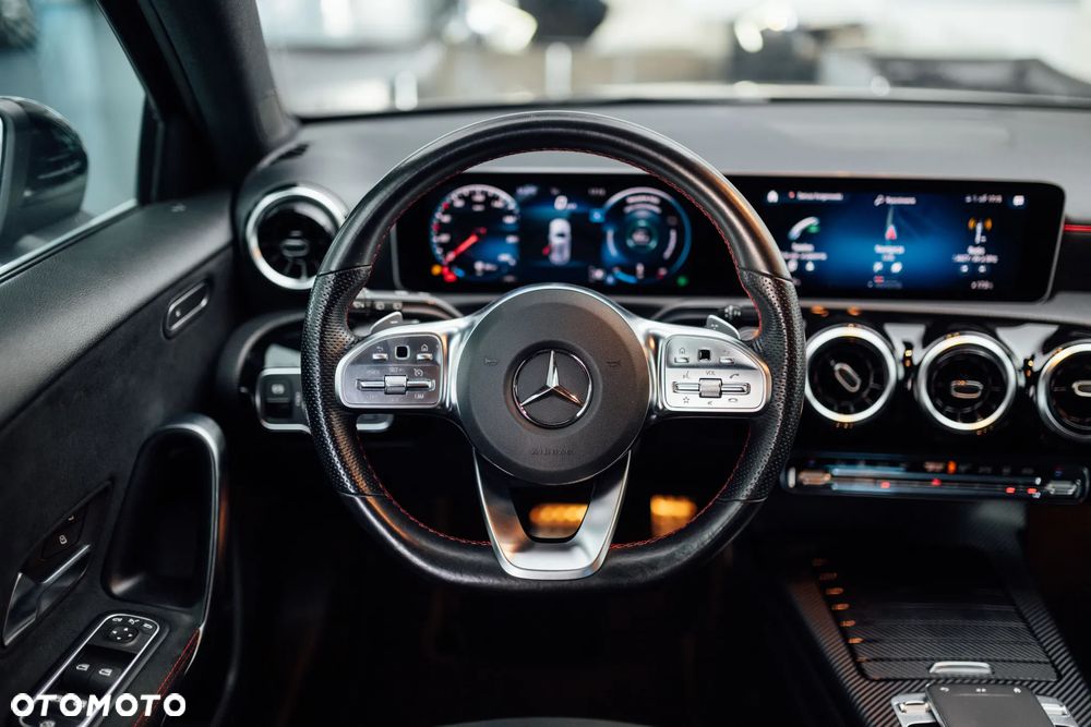Mercedes-Benz Klasa A 200 7G-DCT - 21