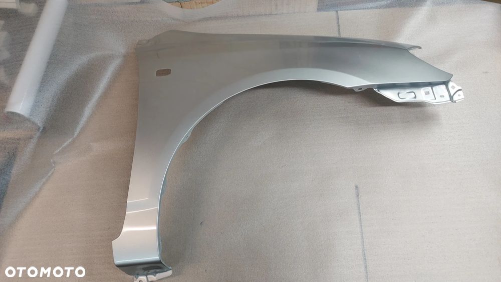 TOYOTA COROLLA E12 02-07 BŁOTNIK LEWY LUB PRAWY SEDAN KOMBI 1C0 CYNK. - 2