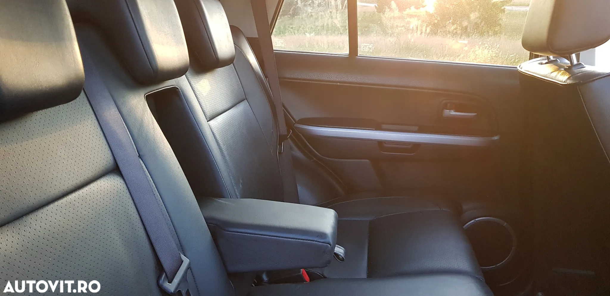 Suzuki Grand Vitara - 12