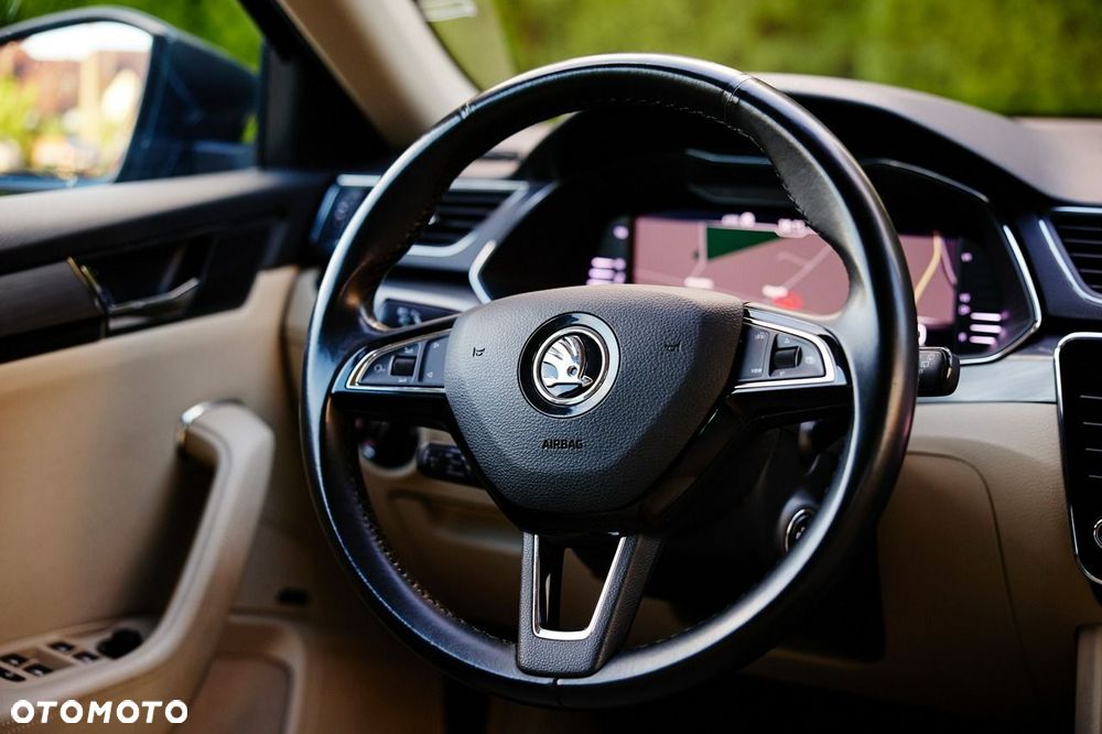 Skoda Superb 2.0 TSI Style DSG - 26