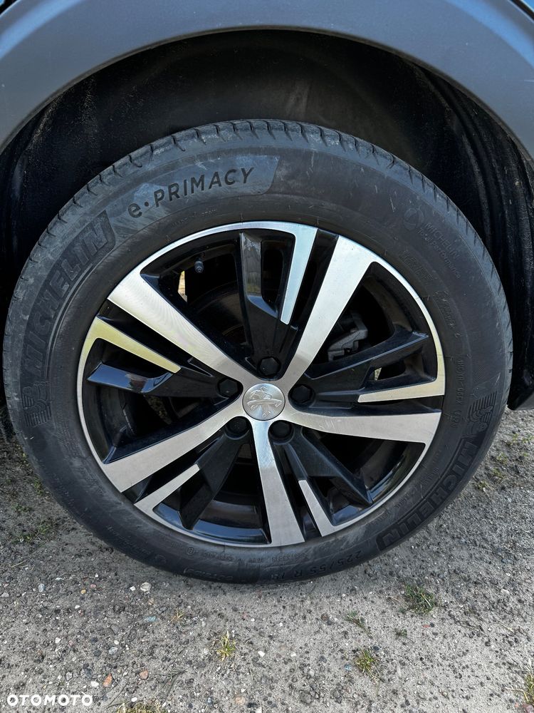 Peugeot 5008 PureTech 130 EAT8 Stop & Start GT - 28
