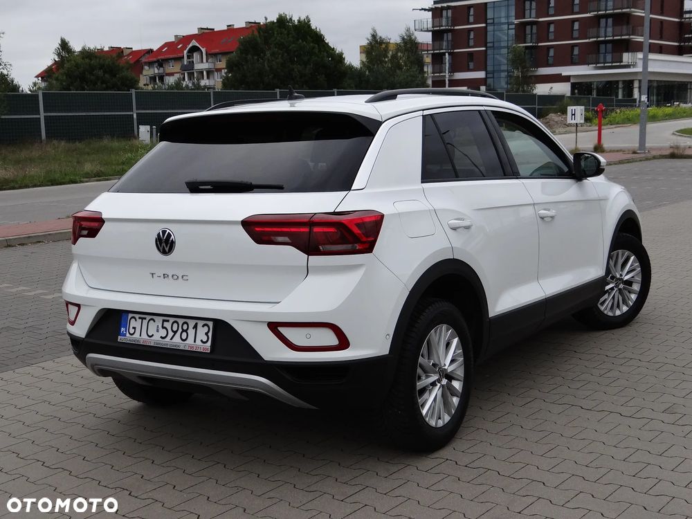 Volkswagen T-Roc - 4