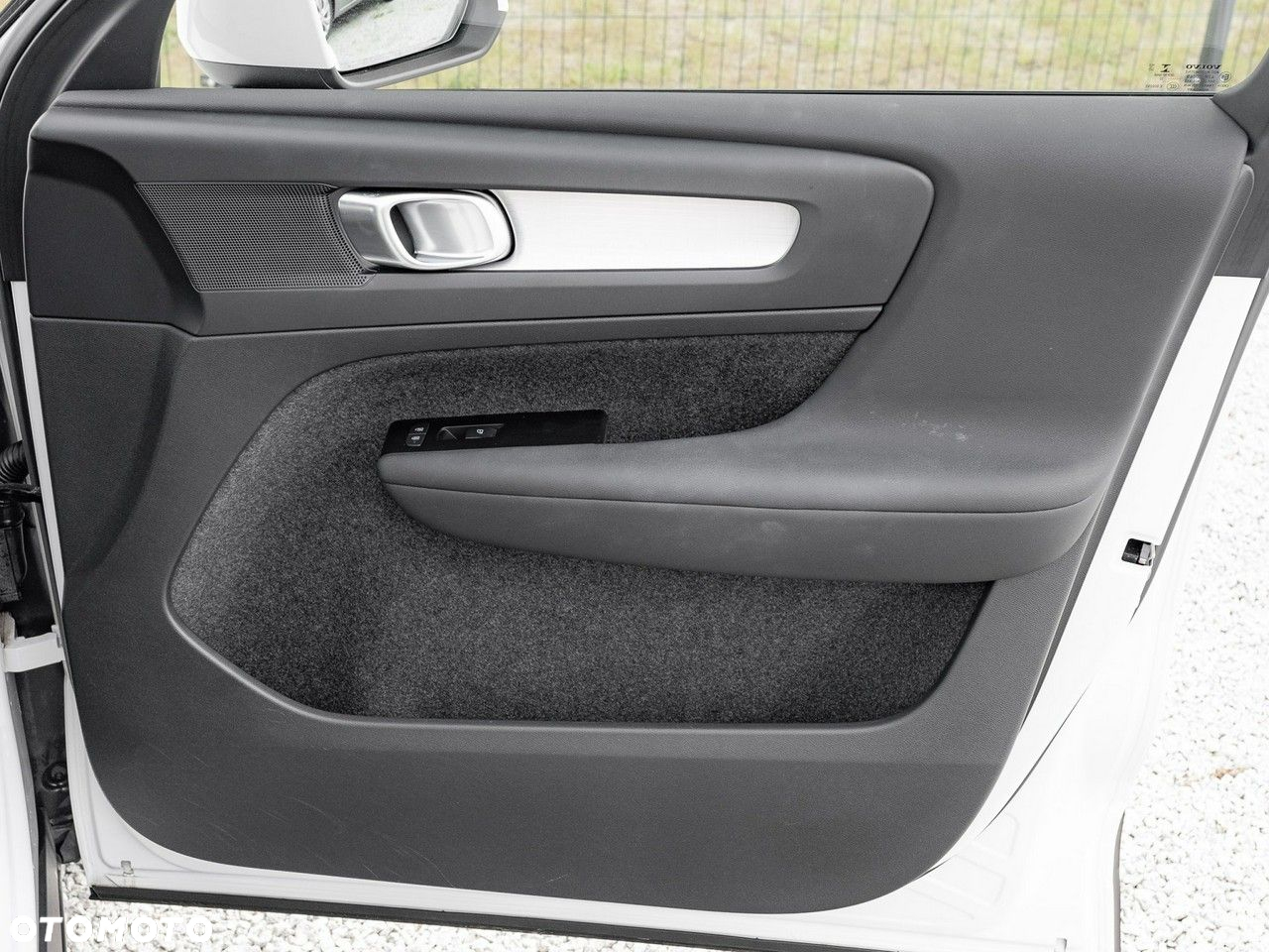 Volvo XC 40 T3 Momentum Pro - 30