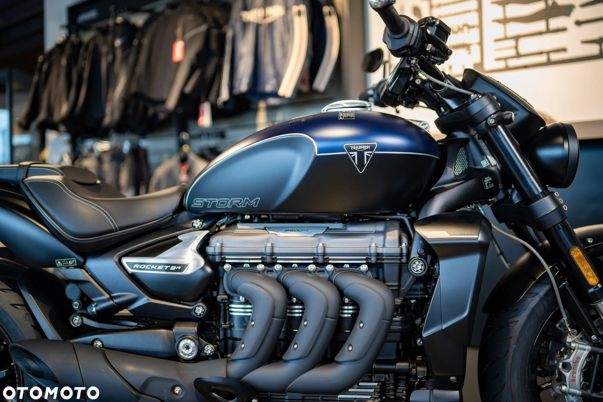 Triumph Rocket - 16