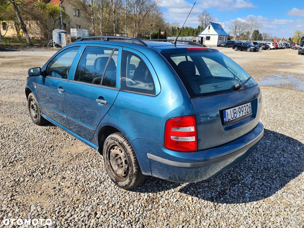 Skoda Fabia - 4