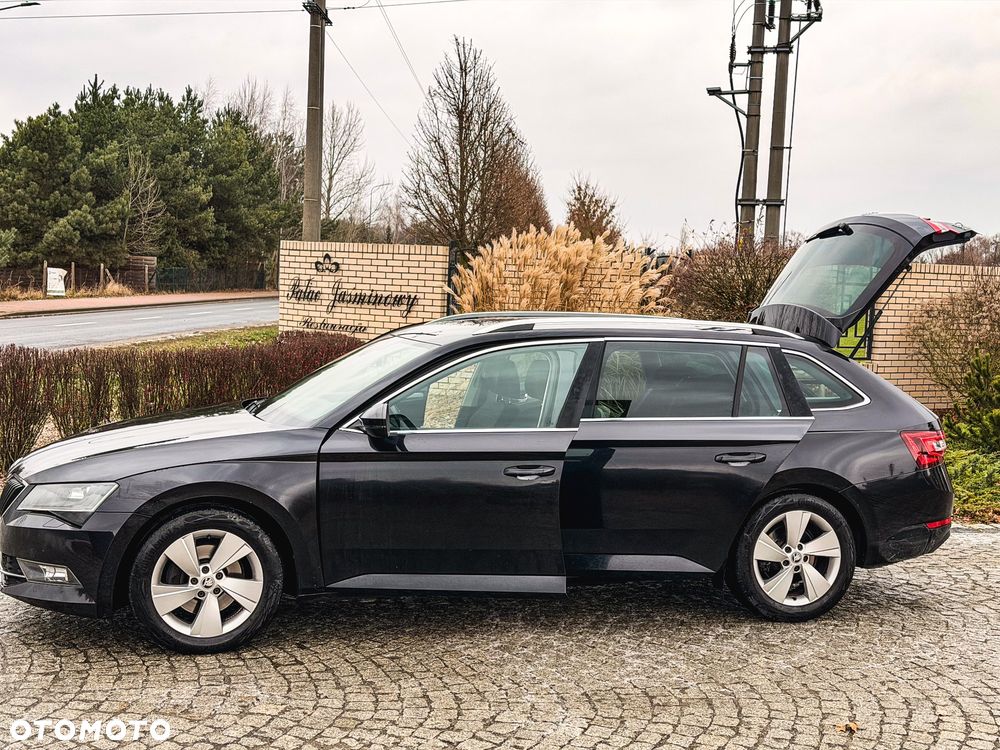Skoda Superb 2.0 TDI DSG Ambition - 20