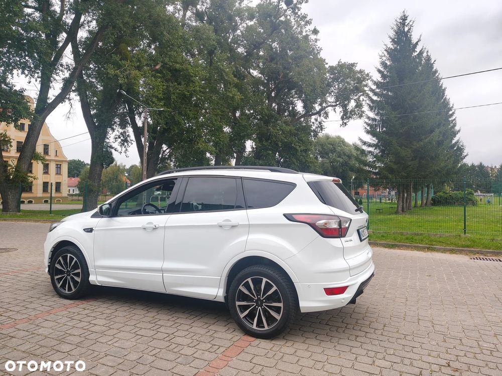 Ford Kuga 1.5 EcoBoost 2x4 ST-Line - 3