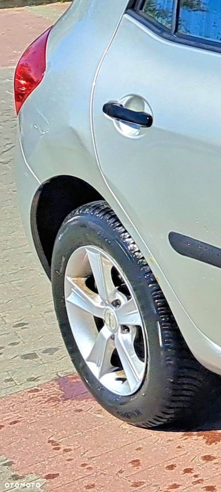 Toyota Auris 1.4 D-4D Luna - 9