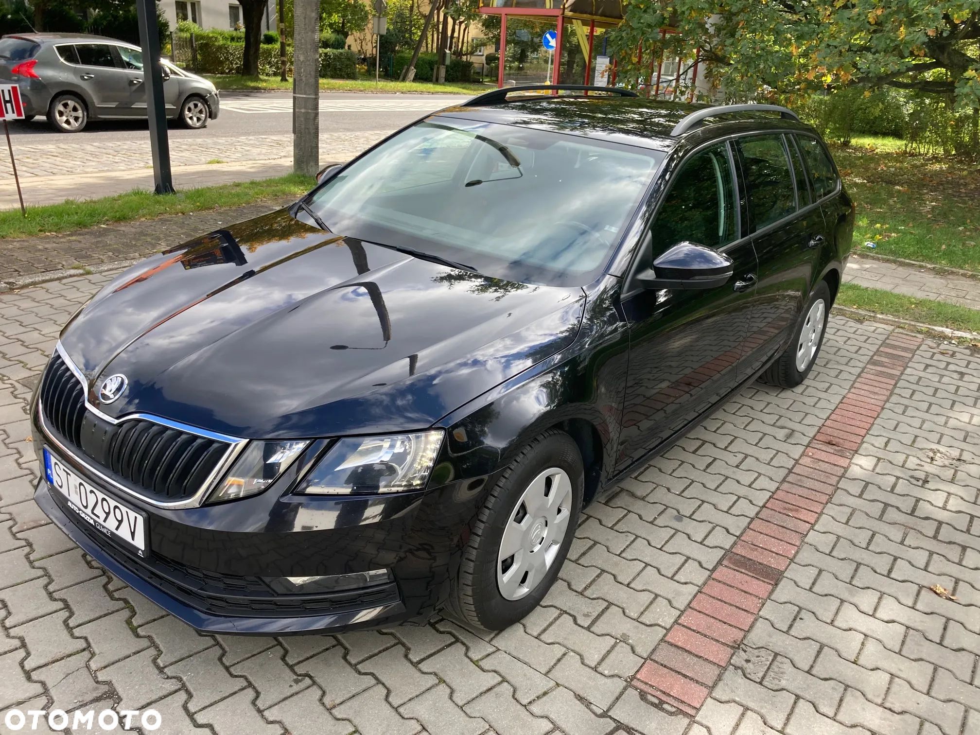 Skoda Octavia 1.6 TDI Active - 1