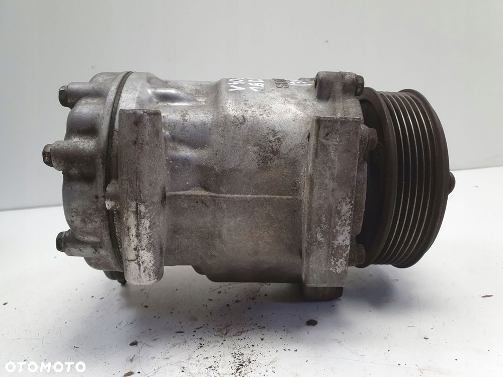 SPRĘŻARKA KLIMATYZACJI Volvo V60 S60 II 1.6 D2 _ pompa 31348213 - 7