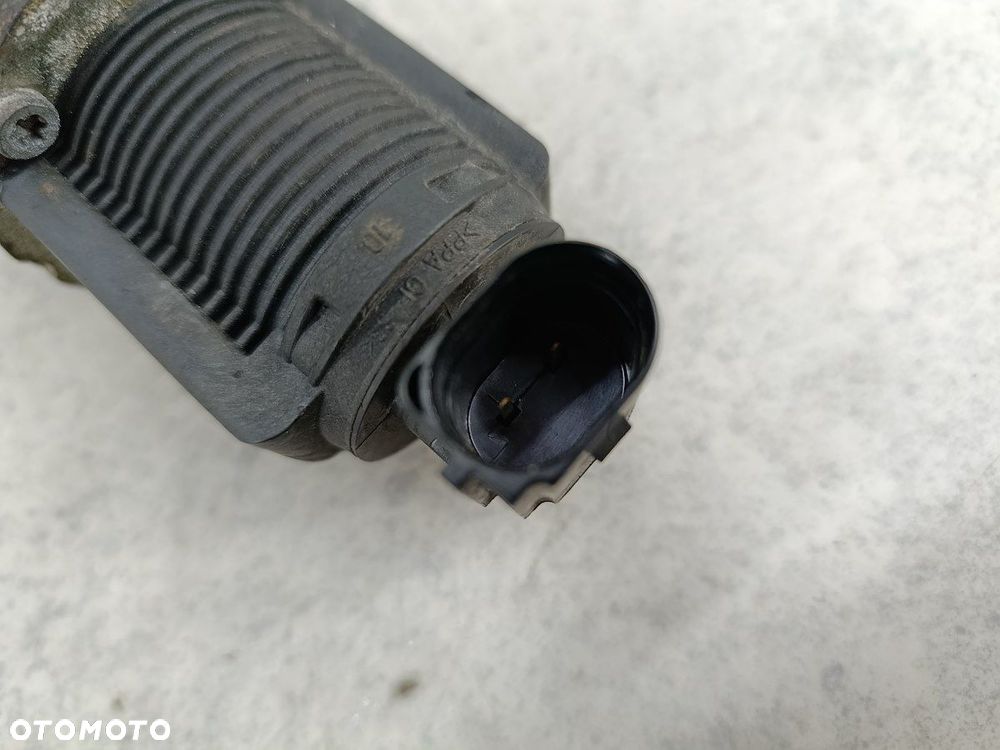 ZAWÓR EGR OPEL ZAFIRA B 55215032 1.9 CDTI - 3