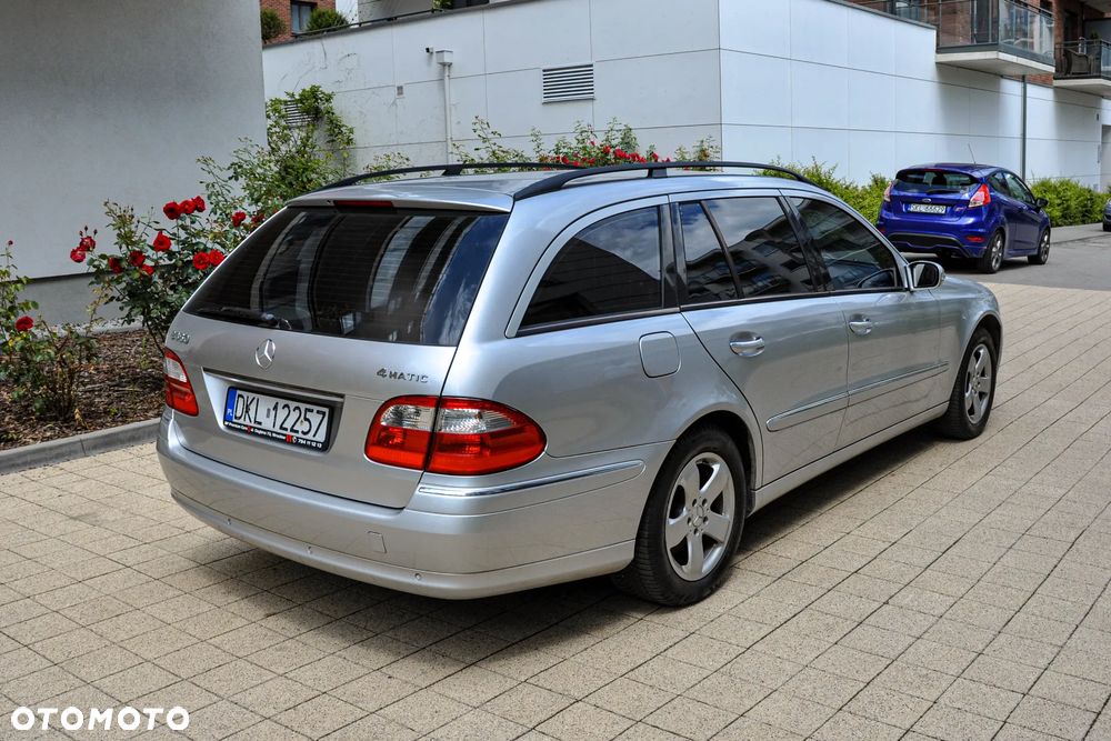 Mercedes-Benz Klasa E 350 4-Matic T Avantgarde - 4
