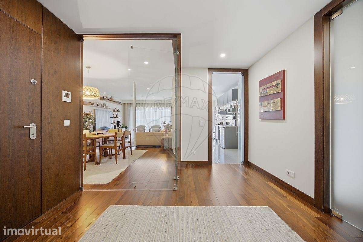 Apartamento T3 com Piscina, Ginásio e Jardim - Grande imagem: 5/30