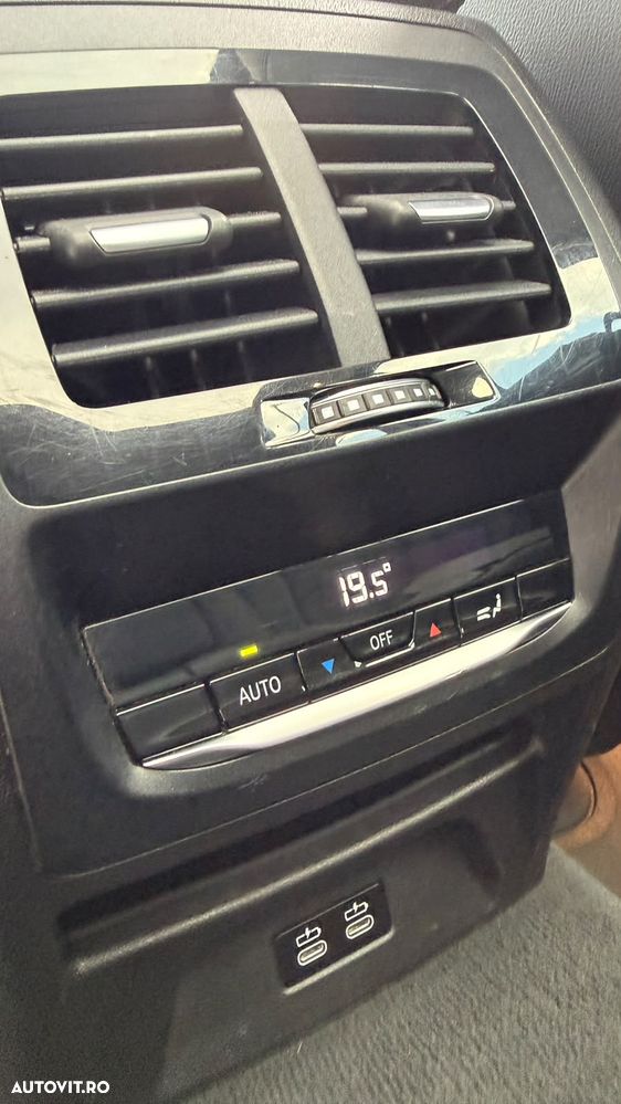 BMW iX3 Standard - 12