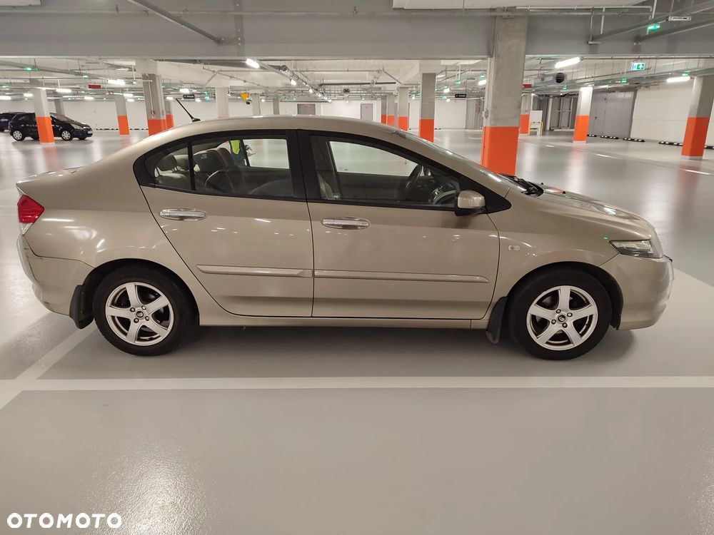 Honda City 1.4 Comfort - 4