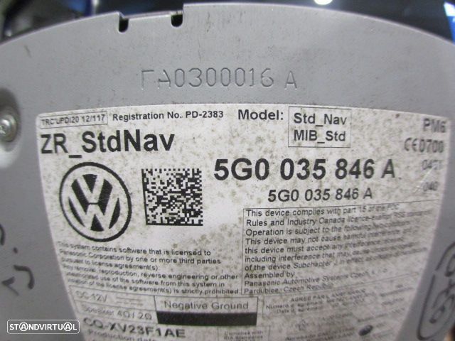 Radios 5G0035846A 5G0035846A VW GOLF 7 5G FASE 1 2014 1.6TDI 105CV 5P CINZA RATO ORIGINAL ZR_STDNAV Apoio Danificado VW GOLF 7 2013 2.0TDI 184CV 5P PRETO - 5