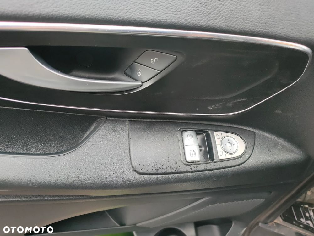 Mercedes-Benz VITO W447 - 12
