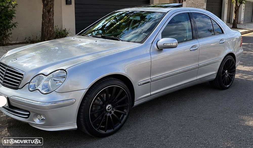 Mercedes-Benz C 220 - 1