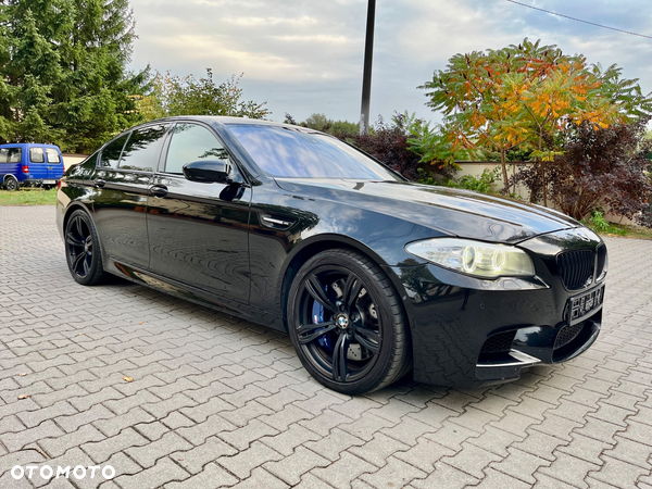 BMW M5 Standard