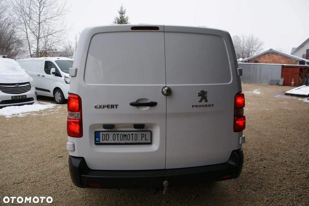 Peugeot Expert - 8