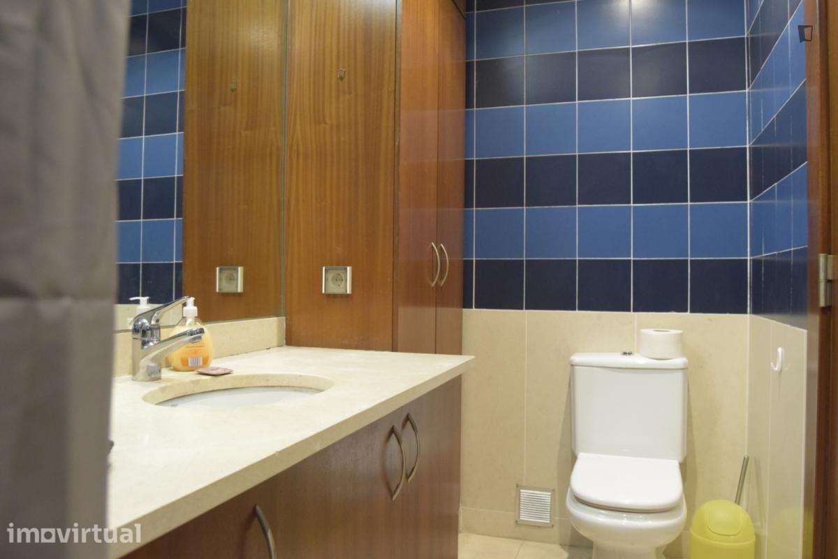 Quarto - localizado em Telheiras Lisbon - Grande imagem: 3/14