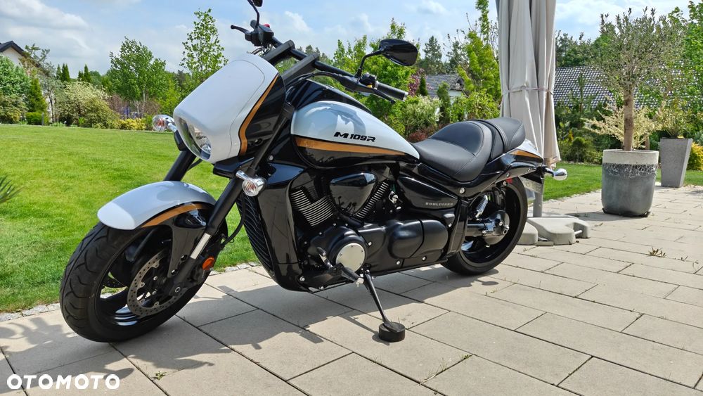 Suzuki Boulevard - 2