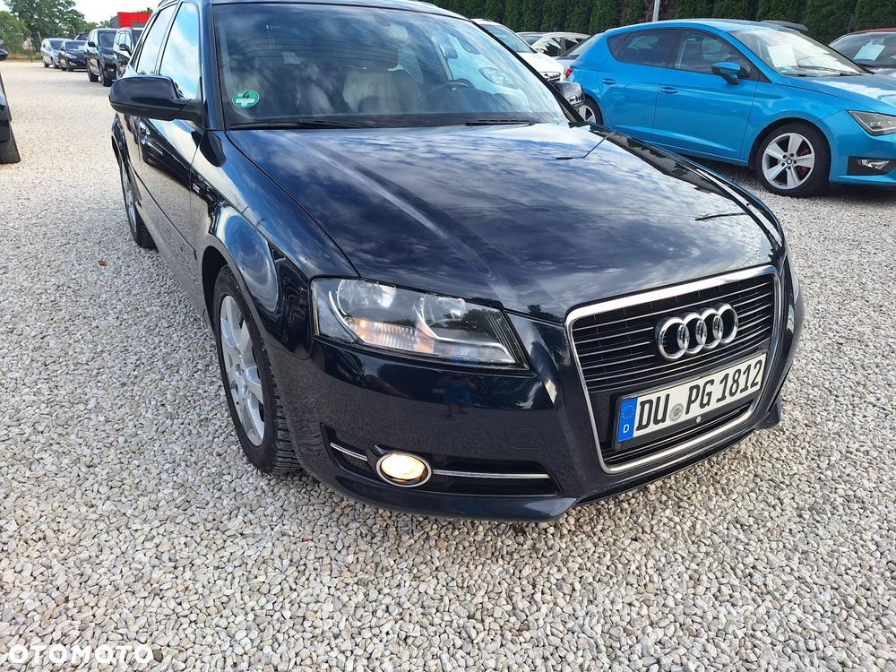 Audi A3 Sportback 1.4 TFSI S line Sportpaket - 4
