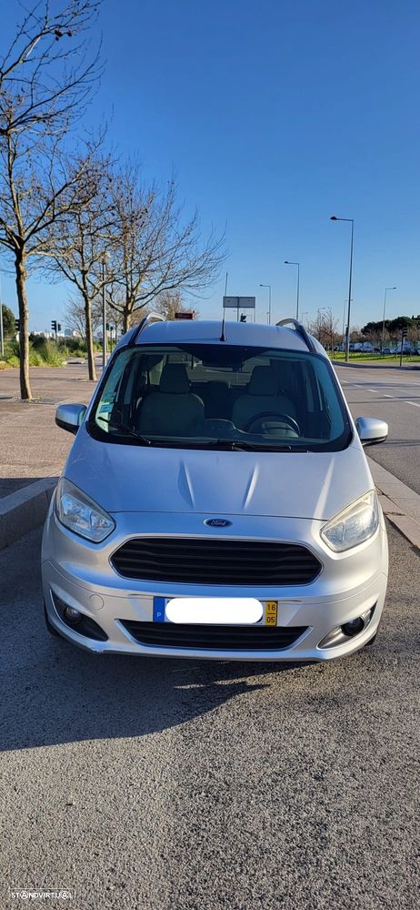 Ford Tourneo Courier 1.0 EcoBoost Titanium - 2