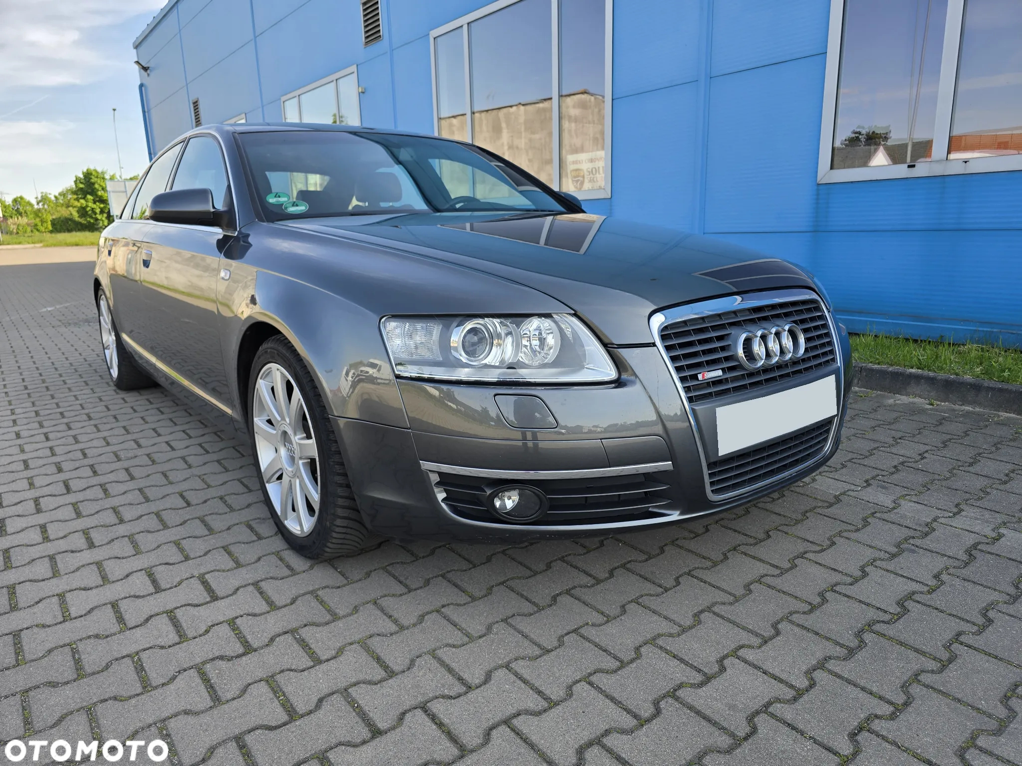 Audi A6 2.4 - 7