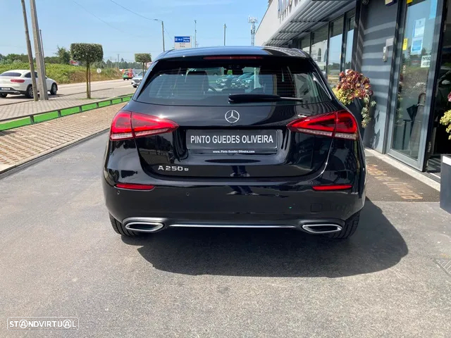 Mercedes-Benz A 250 e Progressive - 8