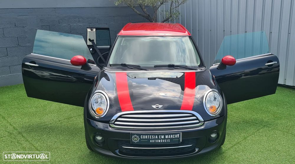 MINI Clubman Cooper D - 12