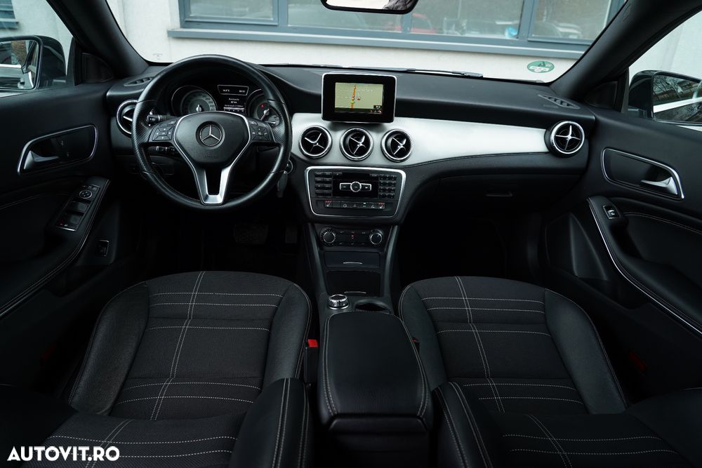 Mercedes-Benz CLA 220 d 4MATIC 7G-DCT Peak Edition - 11